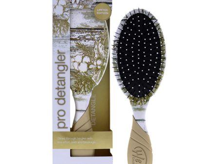 Wet Brush Pro Detangler Winter Frost Brush - Season Greetings by Wet Brush for Women - 1 Pc Hair Brush (Limited Edition) Hot on Sale